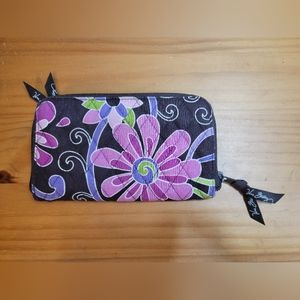 VERA BRADLEY ZIP AROUND WALLET